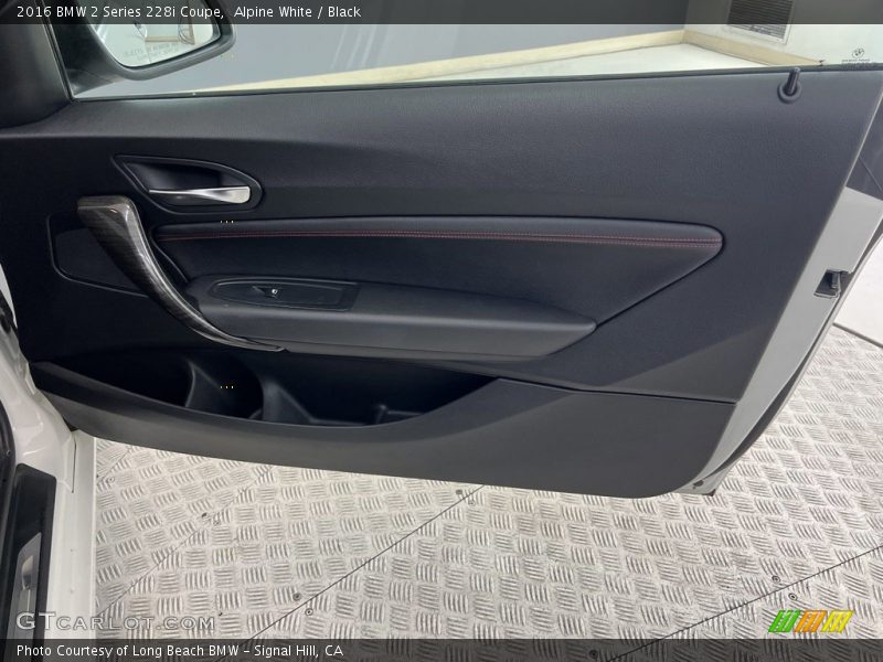 Alpine White / Black 2016 BMW 2 Series 228i Coupe