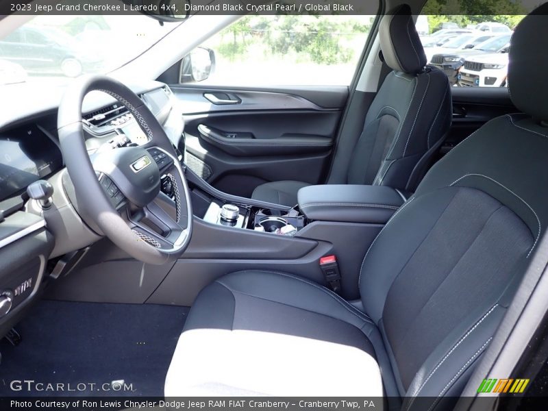 Diamond Black Crystal Pearl / Global Black 2023 Jeep Grand Cherokee L Laredo 4x4