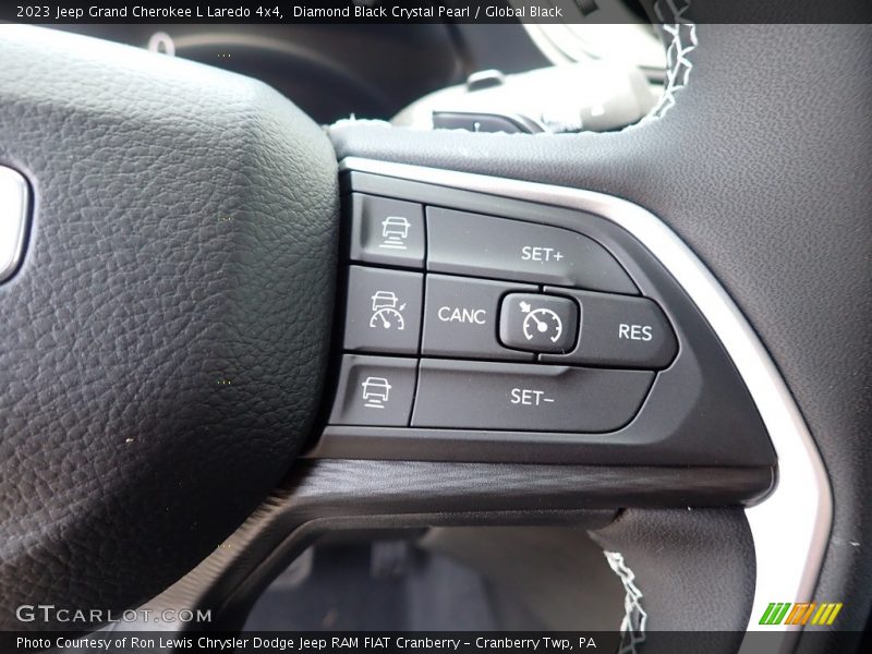 Diamond Black Crystal Pearl / Global Black 2023 Jeep Grand Cherokee L Laredo 4x4