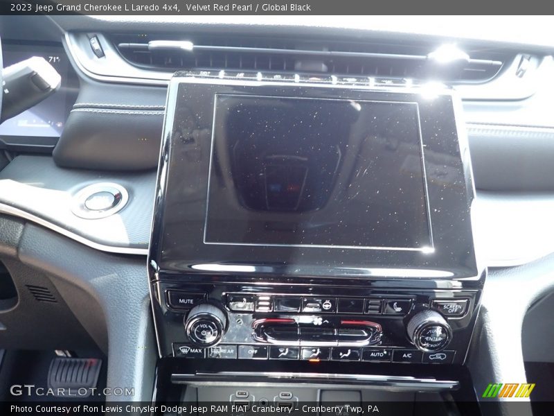 Velvet Red Pearl / Global Black 2023 Jeep Grand Cherokee L Laredo 4x4