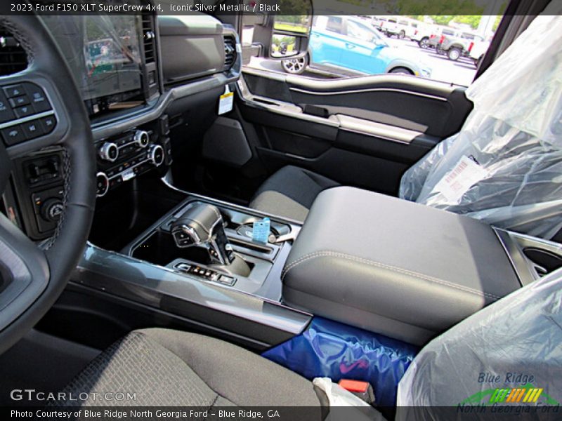 Iconic Silver Metallic / Black 2023 Ford F150 XLT SuperCrew 4x4