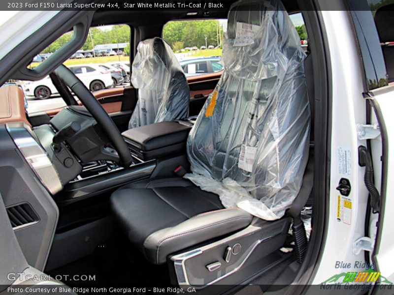 Star White Metallic Tri-Coat / Black 2023 Ford F150 Lariat SuperCrew 4x4