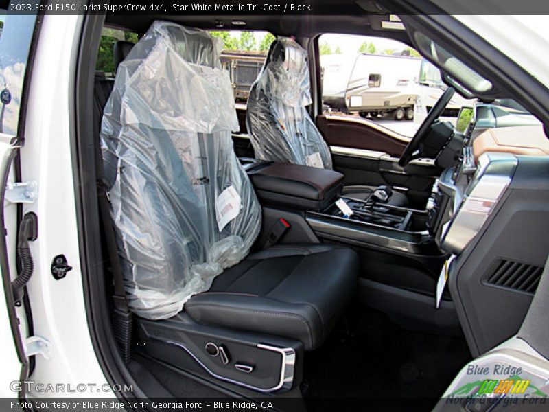 Star White Metallic Tri-Coat / Black 2023 Ford F150 Lariat SuperCrew 4x4