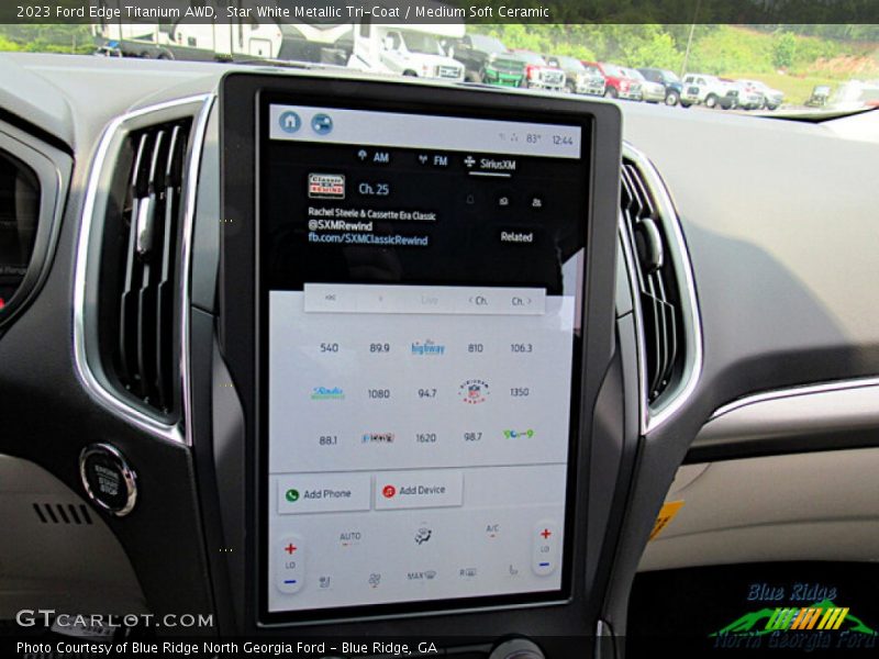 Star White Metallic Tri-Coat / Medium Soft Ceramic 2023 Ford Edge Titanium AWD