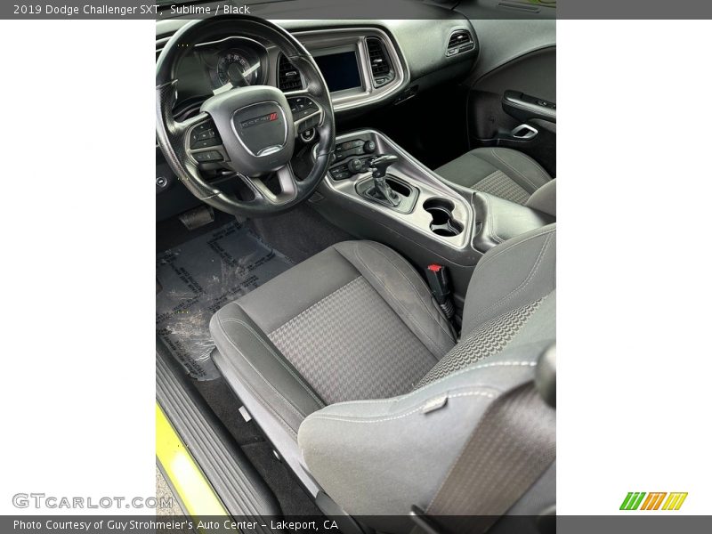 Front Seat of 2019 Challenger SXT