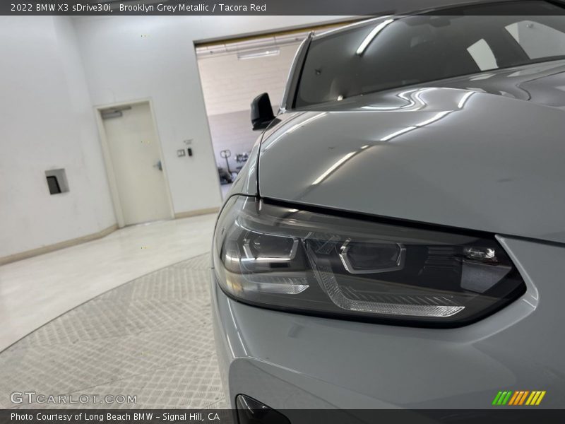 Brooklyn Grey Metallic / Tacora Red 2022 BMW X3 sDrive30i