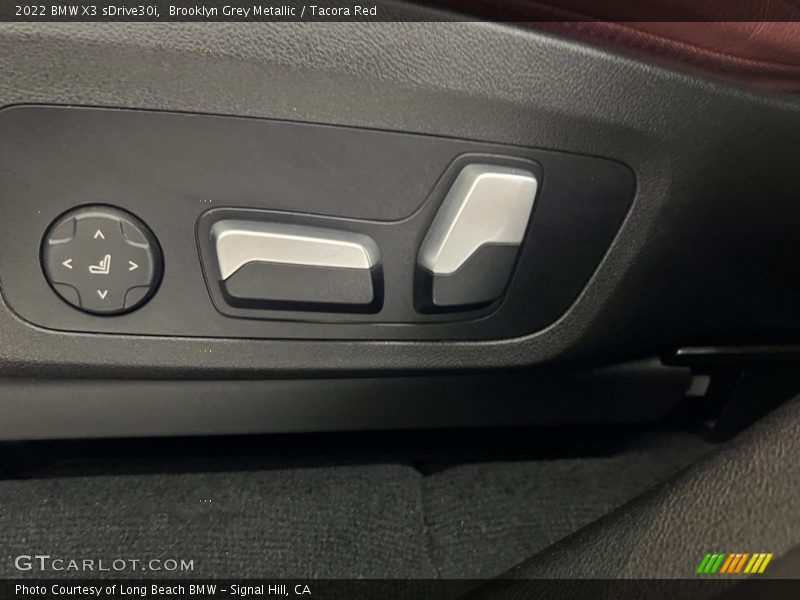 Front Seat of 2022 X3 sDrive30i