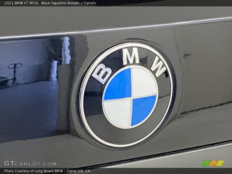 Black Sapphire Metallic / Tartufo 2021 BMW X7 M50i