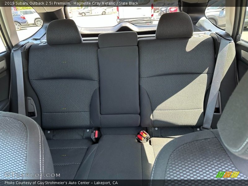 Magnetite Gray Metallic / Slate Black 2019 Subaru Outback 2.5i Premium