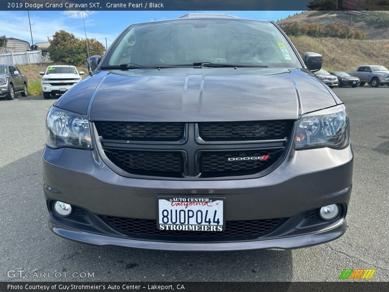 Granite Pearl / Black 2019 Dodge Grand Caravan SXT