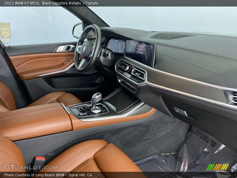 Front Seat of 2021 X7 M50i