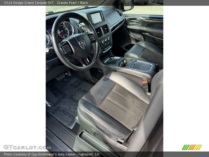Granite Pearl / Black 2019 Dodge Grand Caravan SXT