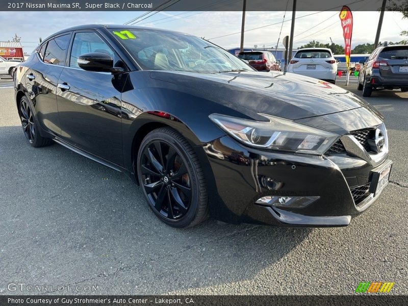 Super Black / Charcoal 2017 Nissan Maxima SR