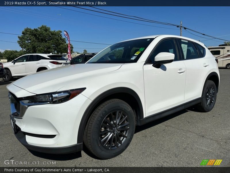Front 3/4 View of 2019 CX-5 Sport