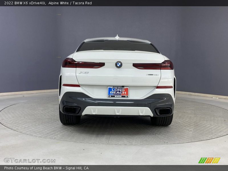 Alpine White / Tacora Red 2022 BMW X6 xDrive40i