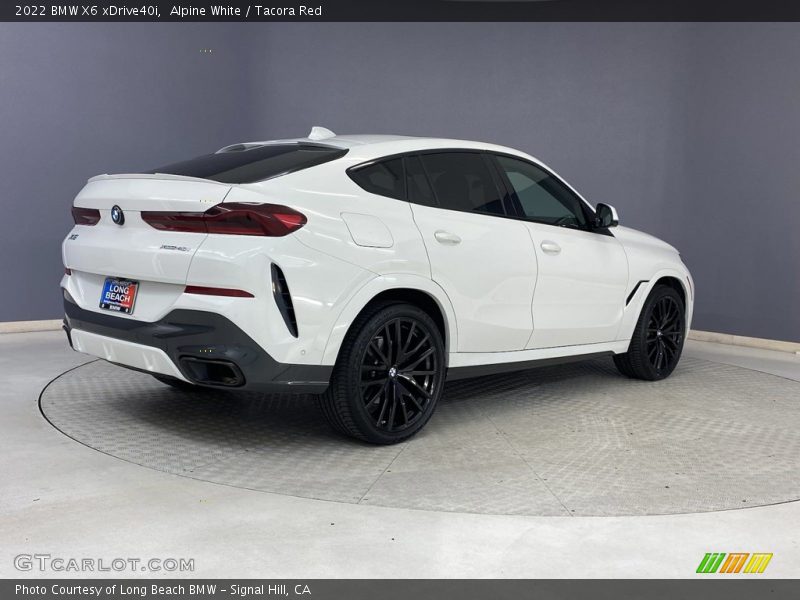 Alpine White / Tacora Red 2022 BMW X6 xDrive40i