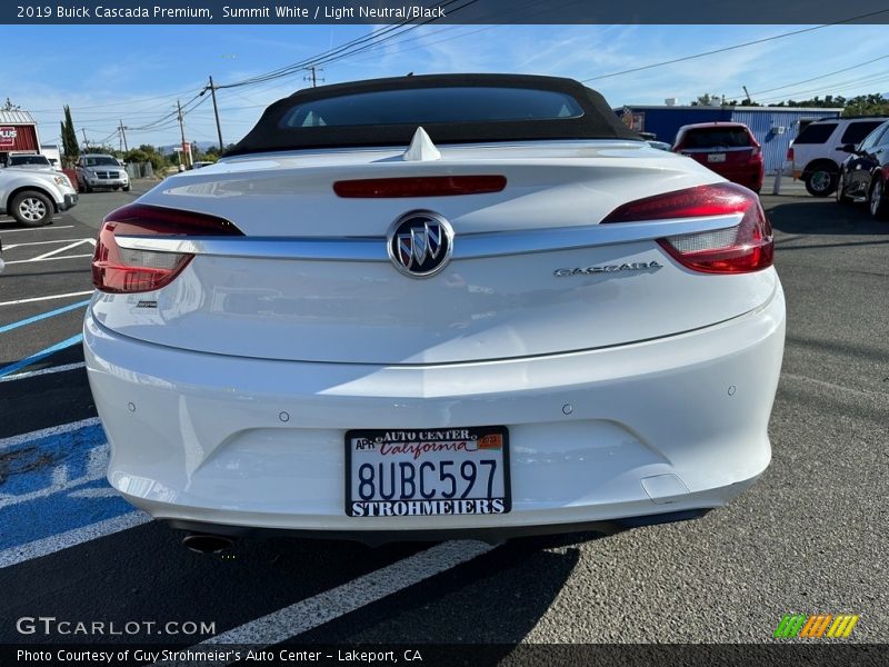 Summit White / Light Neutral/Black 2019 Buick Cascada Premium