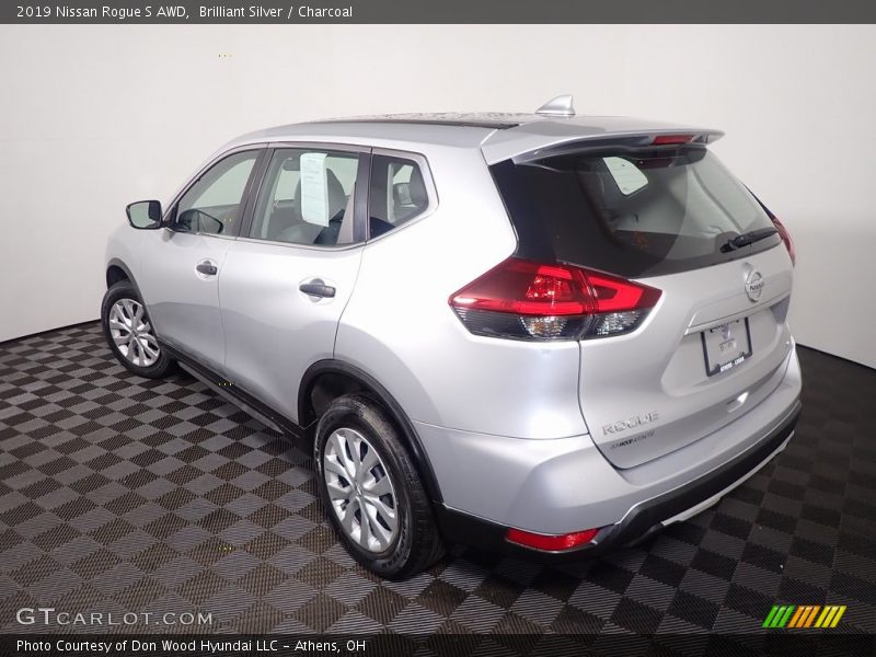 Brilliant Silver / Charcoal 2019 Nissan Rogue S AWD
