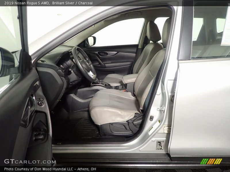 Front Seat of 2019 Rogue S AWD