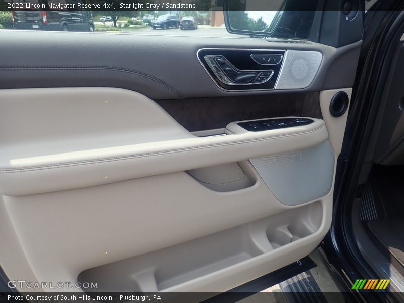 Starlight Gray / Sandstone 2022 Lincoln Navigator Reserve 4x4