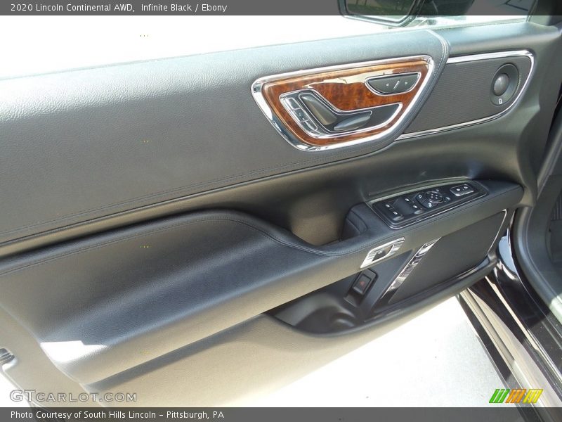 Infinite Black / Ebony 2020 Lincoln Continental AWD