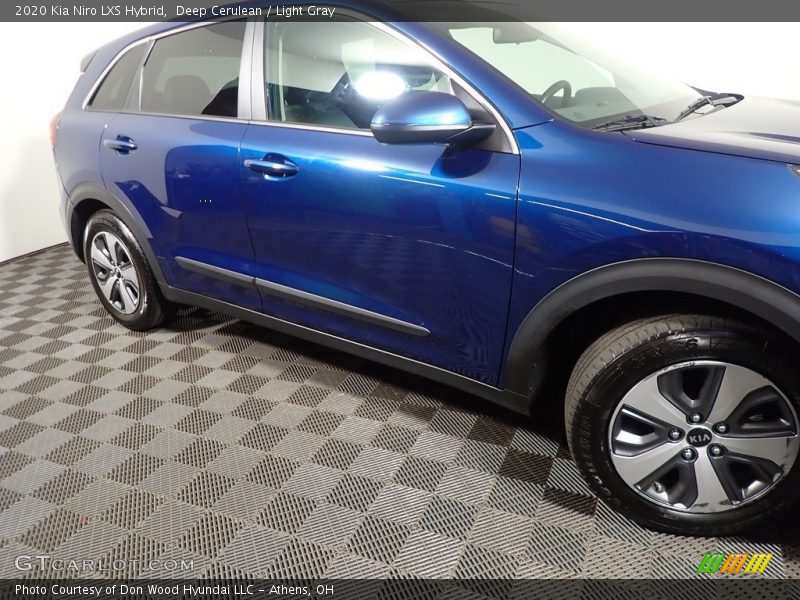 Deep Cerulean / Light Gray 2020 Kia Niro LXS Hybrid