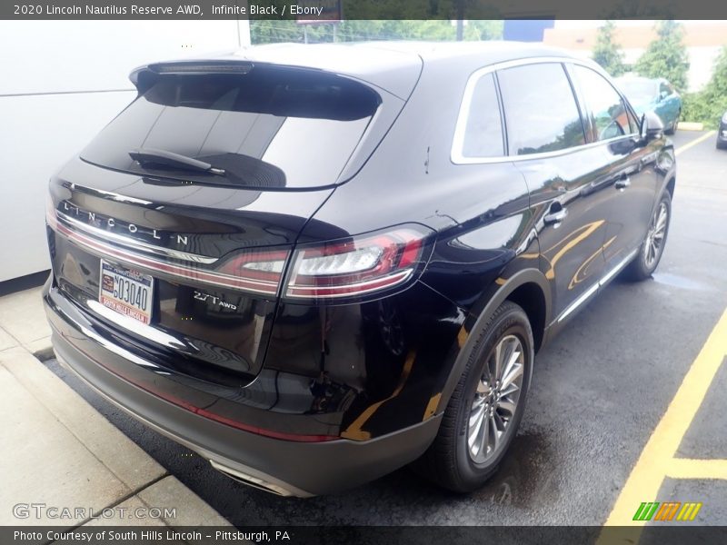 Infinite Black / Ebony 2020 Lincoln Nautilus Reserve AWD