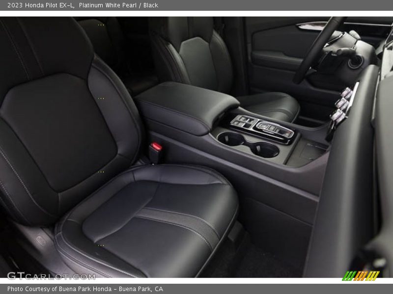 Platinum White Pearl / Black 2023 Honda Pilot EX-L