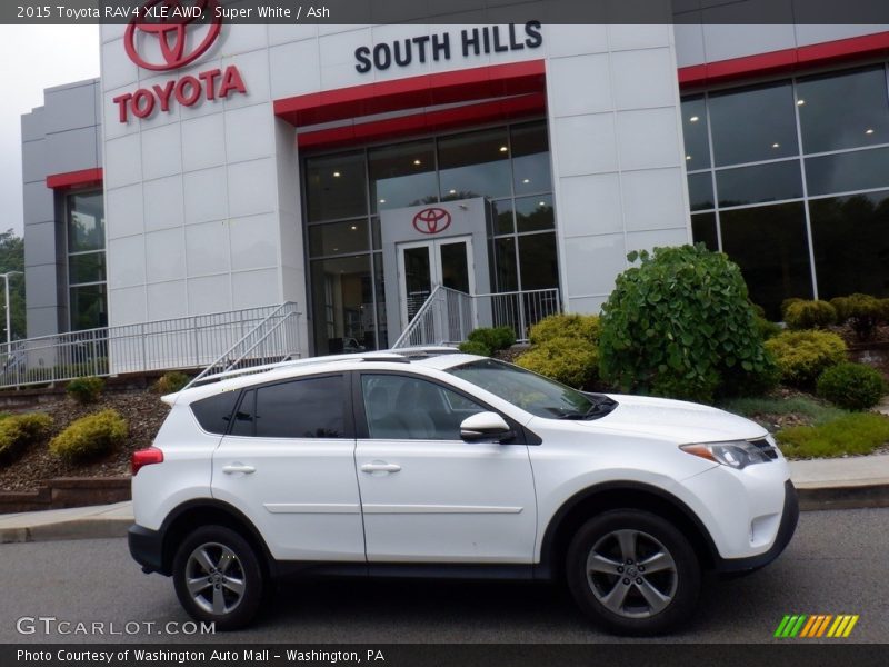 Super White / Ash 2015 Toyota RAV4 XLE AWD