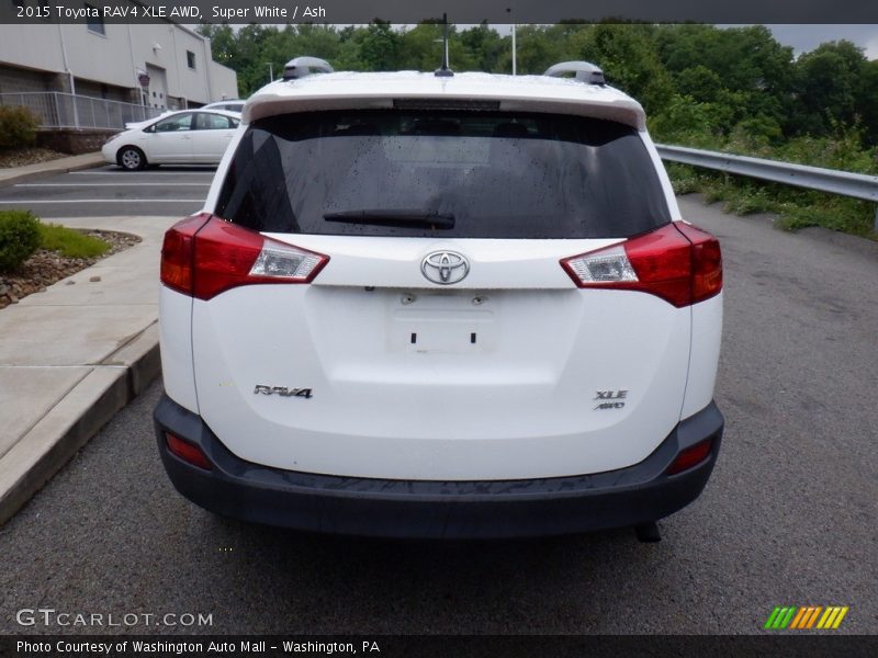 Super White / Ash 2015 Toyota RAV4 XLE AWD