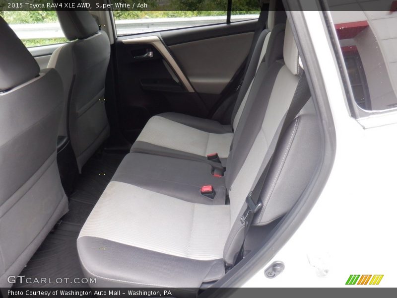 Super White / Ash 2015 Toyota RAV4 XLE AWD