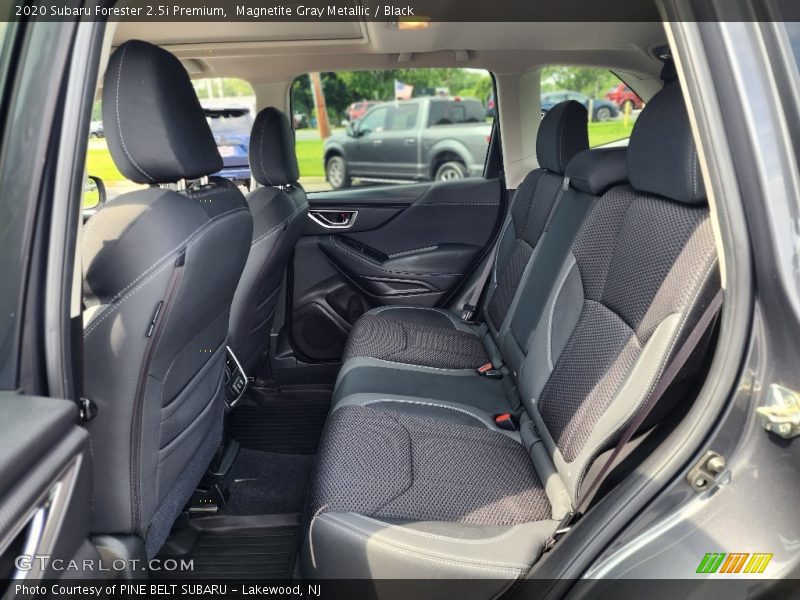 Magnetite Gray Metallic / Black 2020 Subaru Forester 2.5i Premium