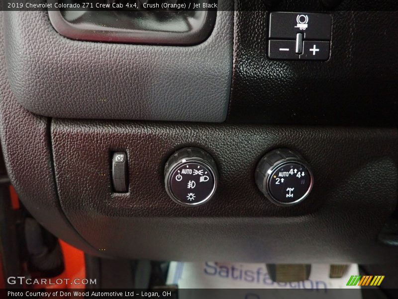 Crush (Orange) / Jet Black 2019 Chevrolet Colorado Z71 Crew Cab 4x4