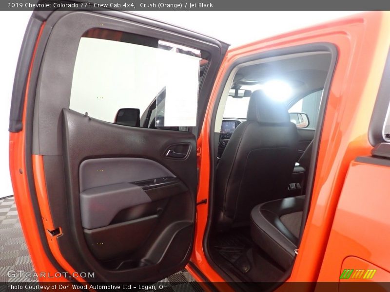 Crush (Orange) / Jet Black 2019 Chevrolet Colorado Z71 Crew Cab 4x4