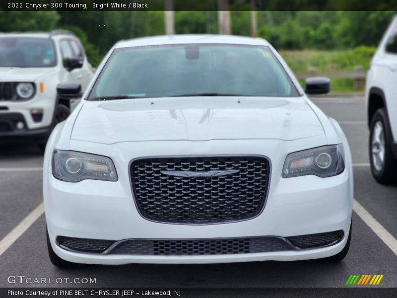 Bright White / Black 2022 Chrysler 300 Touring