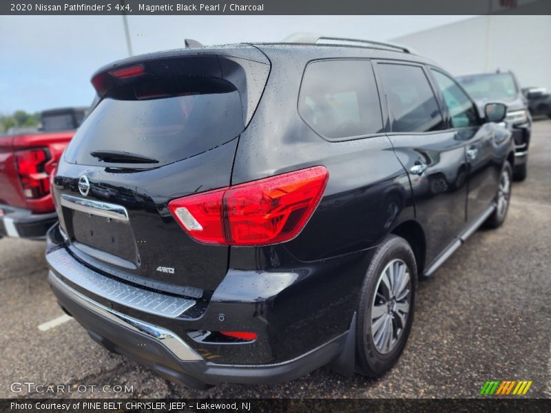 Magnetic Black Pearl / Charcoal 2020 Nissan Pathfinder S 4x4