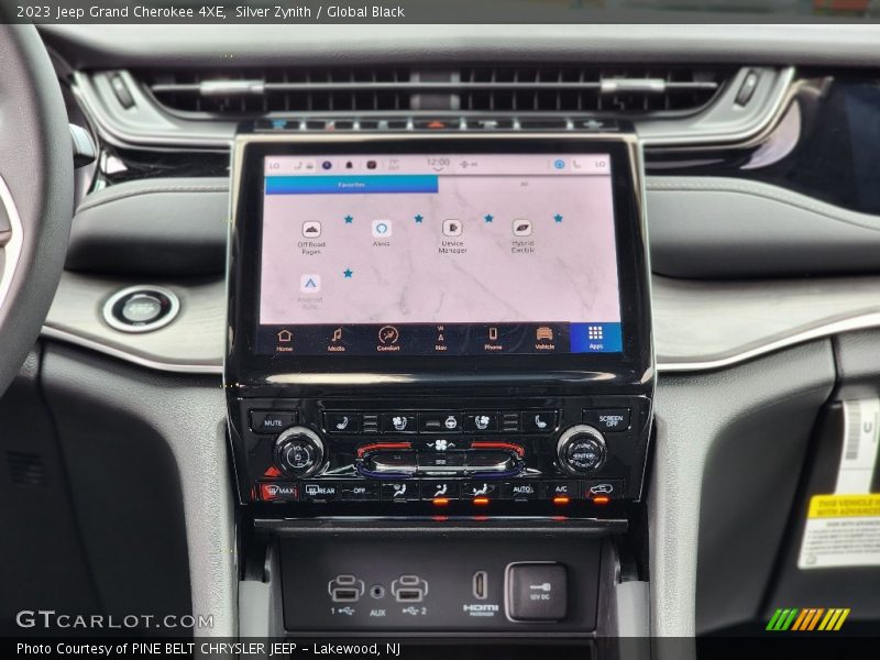 Navigation of 2023 Grand Cherokee 4XE