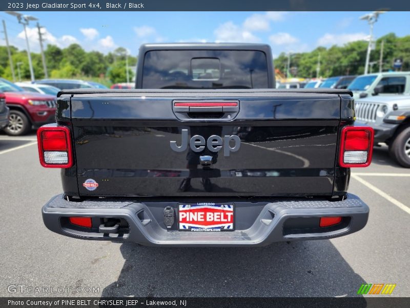 Black / Black 2023 Jeep Gladiator Sport 4x4