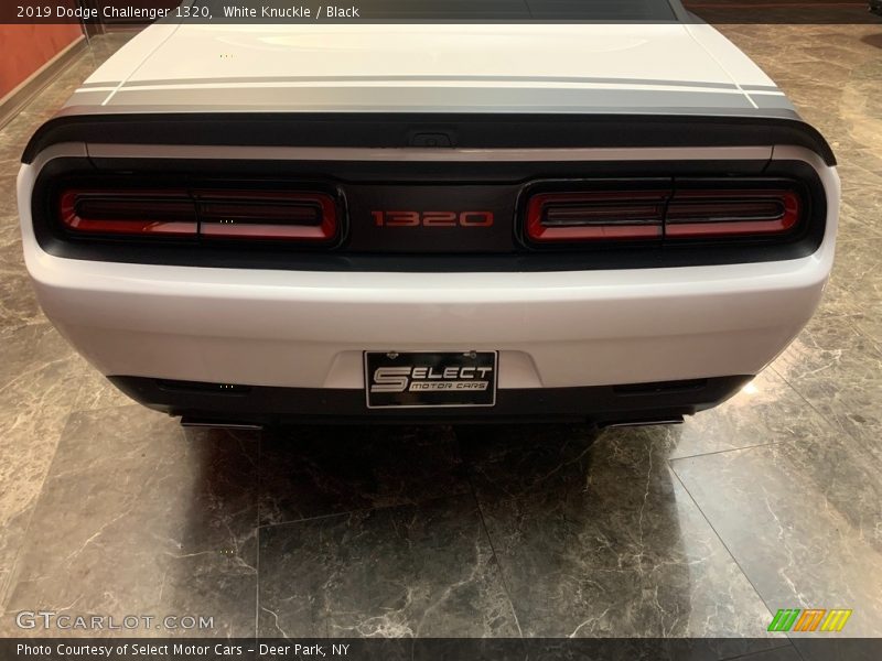 White Knuckle / Black 2019 Dodge Challenger 1320
