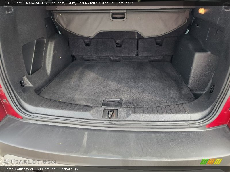 Ruby Red Metallic / Medium Light Stone 2013 Ford Escape SE 1.6L EcoBoost