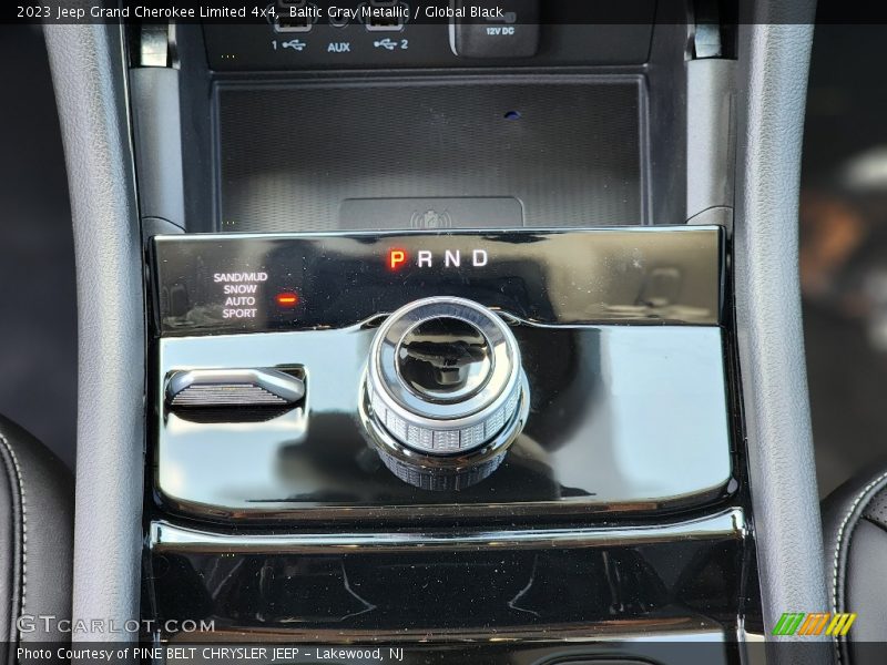Baltic Gray Metallic / Global Black 2023 Jeep Grand Cherokee Limited 4x4