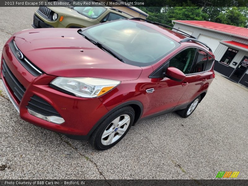 Ruby Red Metallic / Medium Light Stone 2013 Ford Escape SE 1.6L EcoBoost