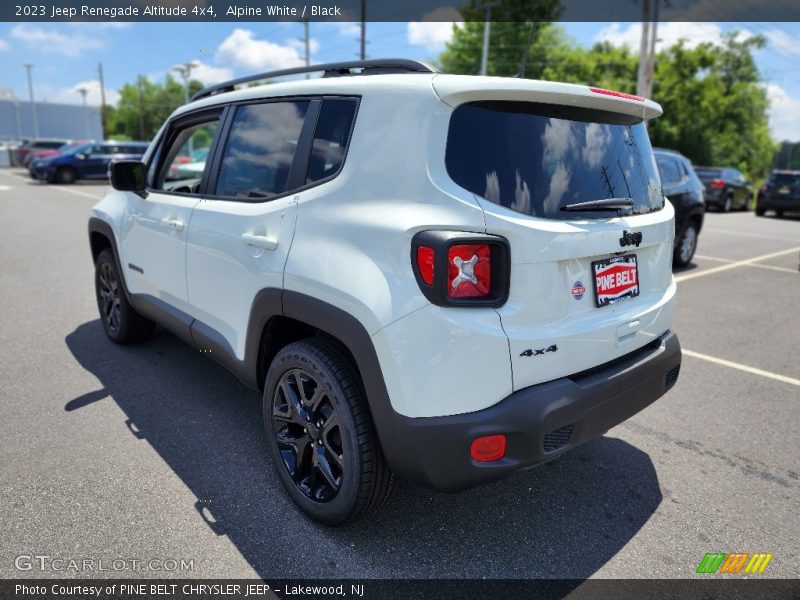 Alpine White / Black 2023 Jeep Renegade Altitude 4x4