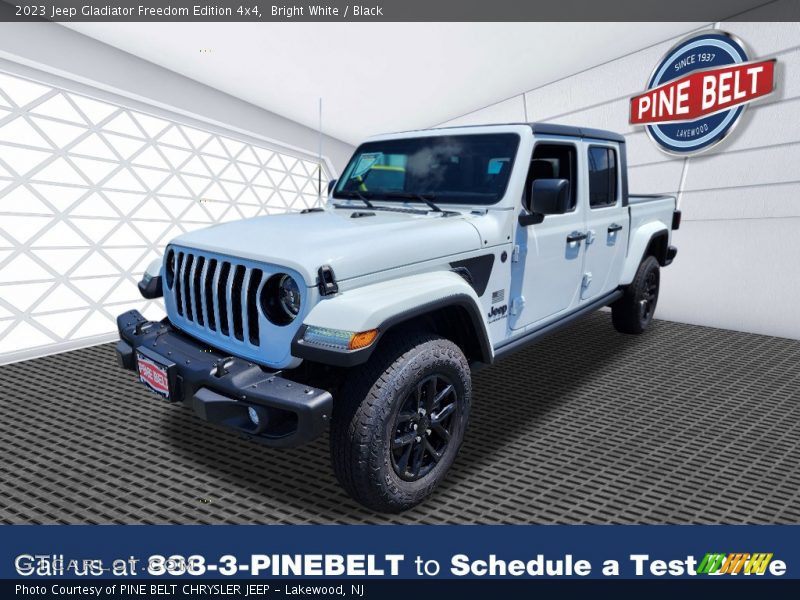 Bright White / Black 2023 Jeep Gladiator Freedom Edition 4x4