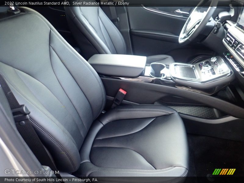 Silver Radiance Metallic / Ebony 2022 Lincoln Nautilus Standard AWD