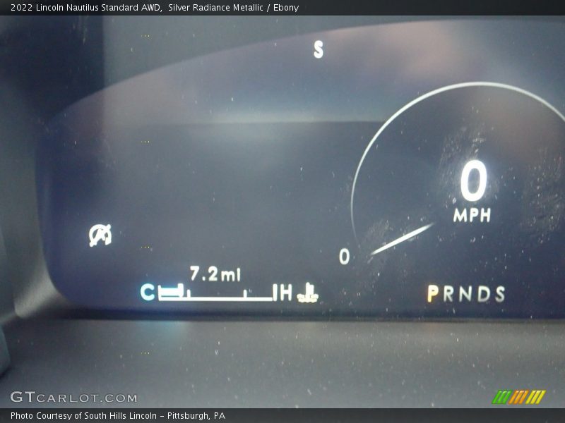 Silver Radiance Metallic / Ebony 2022 Lincoln Nautilus Standard AWD