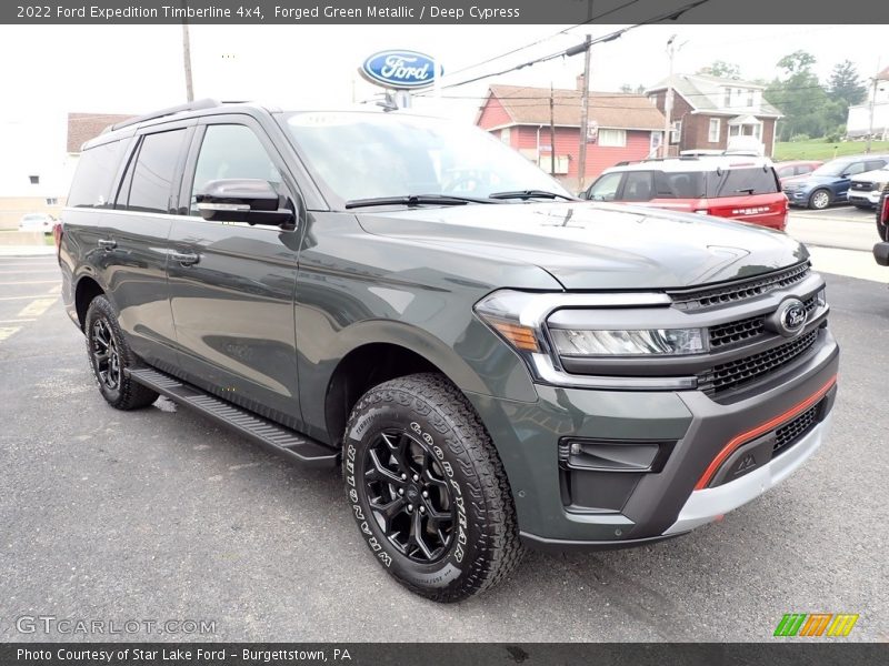 Front 3/4 View of 2022 Expedition Timberline 4x4