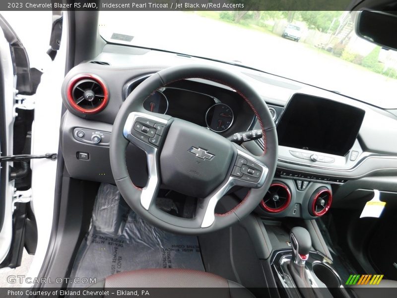 Iridescent Pearl Tricoat / Jet Black w/Red Accents 2023 Chevrolet Blazer RS AWD