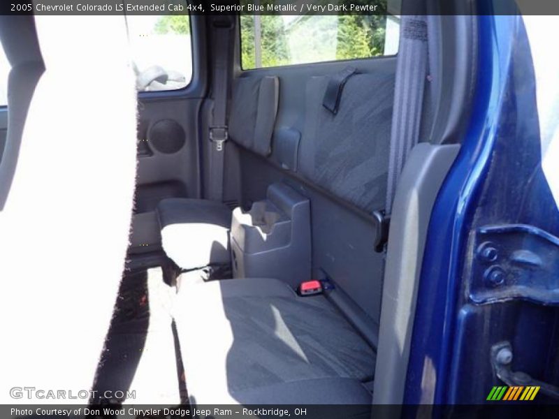 Superior Blue Metallic / Very Dark Pewter 2005 Chevrolet Colorado LS Extended Cab 4x4