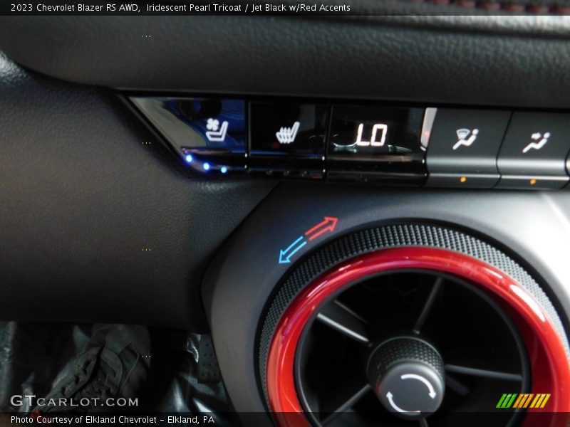 Iridescent Pearl Tricoat / Jet Black w/Red Accents 2023 Chevrolet Blazer RS AWD